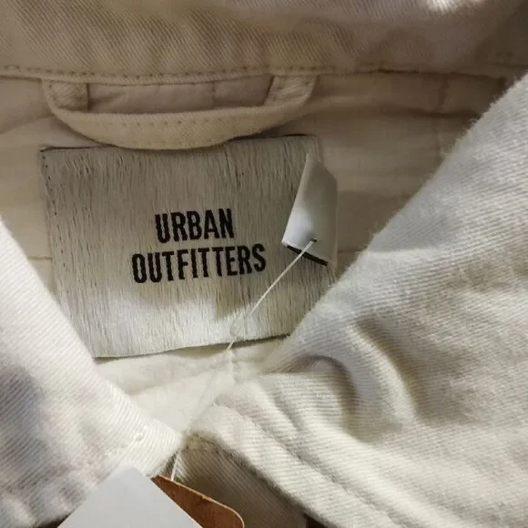 Urban Outfitters Cream Quilted Performance Jacket, Metallic Design, Nwt - Picture 3 of 5